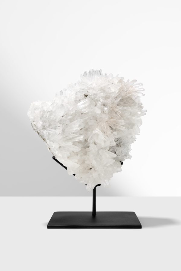 Fine Needle Point Cluster